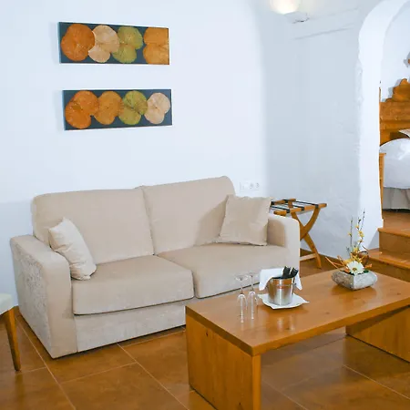 Hotel Rural Binigaus Vell Es Migjorn Gran